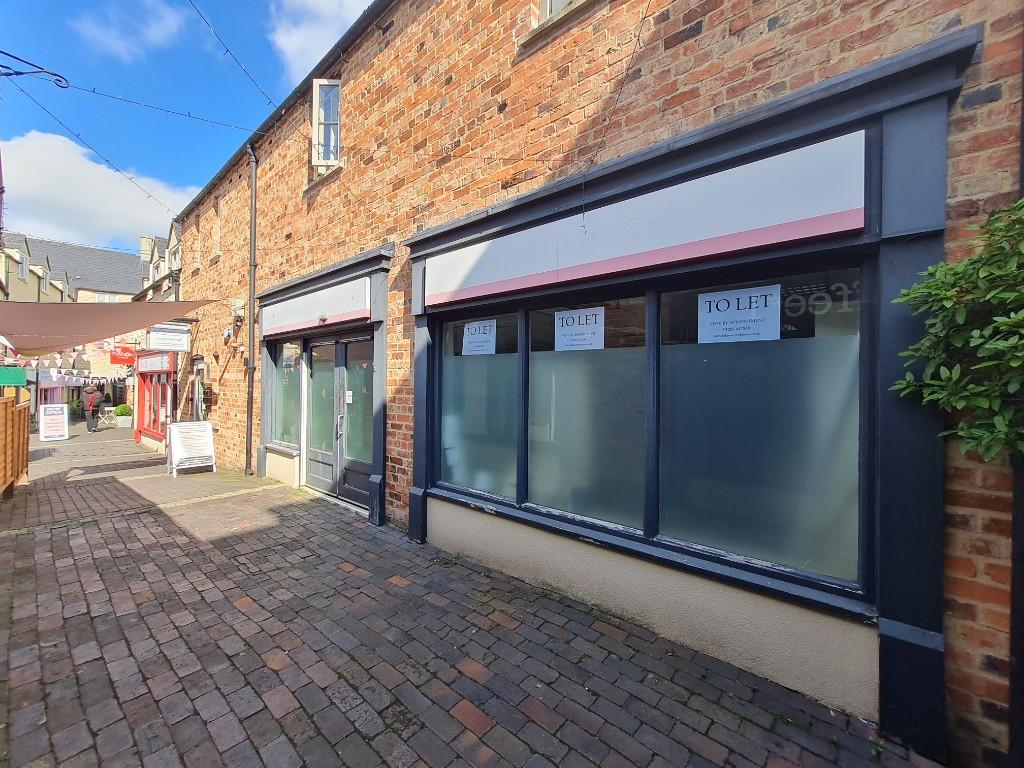 Main image of property: Castle Street, Cirencester, Gloucestershire, GL7