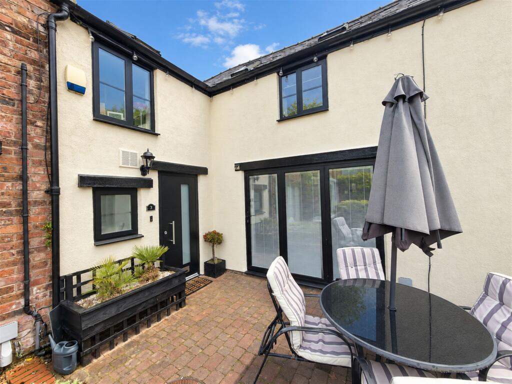 House in Chester - View 5