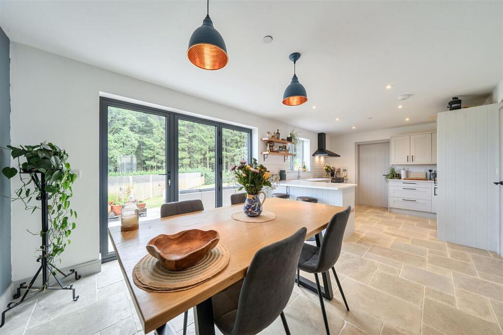 House in Llandrindod Wells - View 4