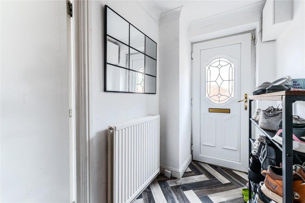 Lea Farm Road, Kirkstall, Leeds - View 4