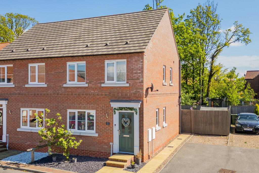 Main image of property: The Laurels, Barlby, Selby, YO8 5LW