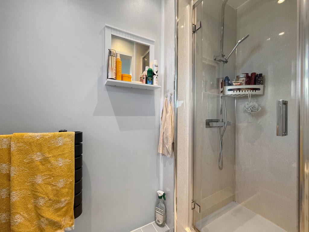 Additional image 16 of Meadow Close, Westbury, BA13