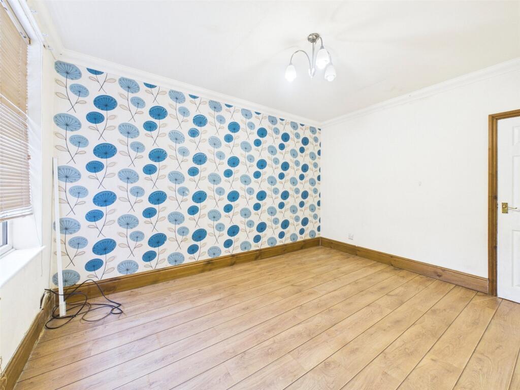 Peel Street, Langley Mill, Nottinghamshire, NG16 - More