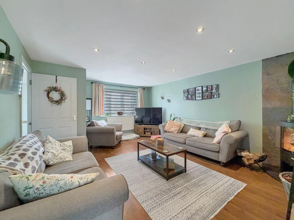 House in Cardiff - View 2