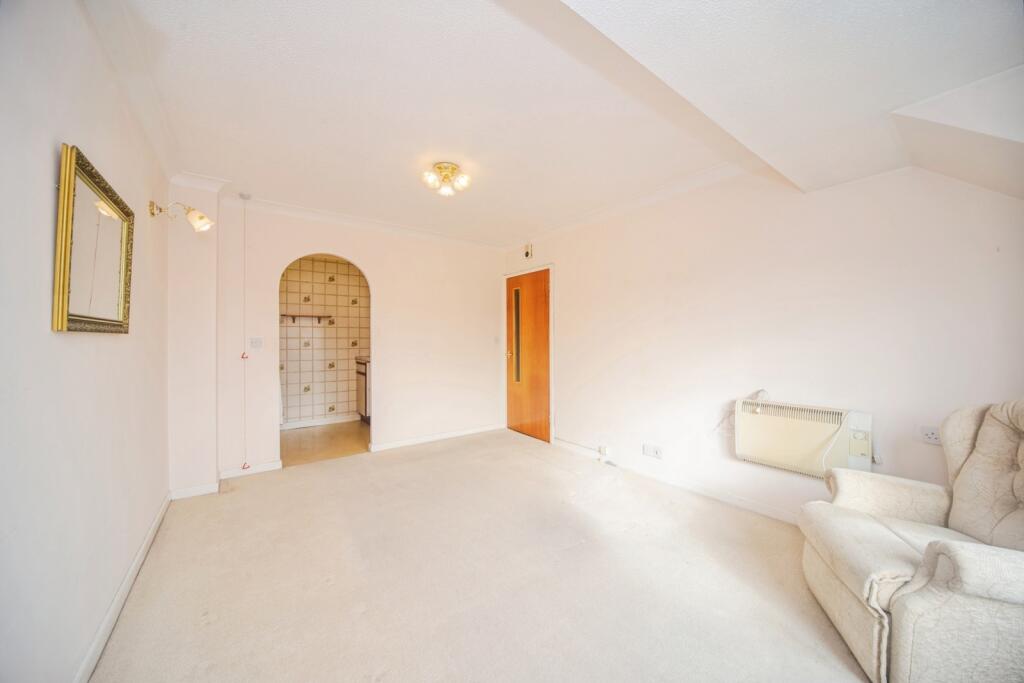 Apartment in Southampton - More