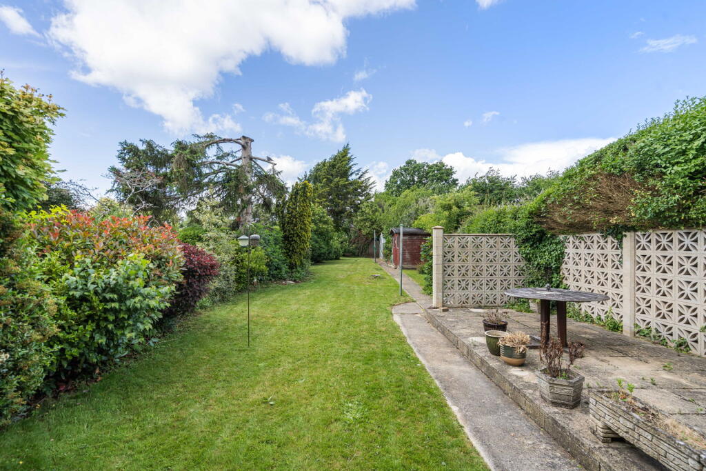 Benmead Road, Kidlington, OX5 photo 4