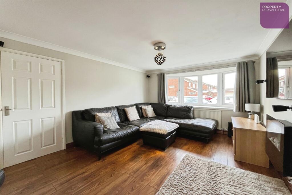 Denbigh Close, LL12 - View 3