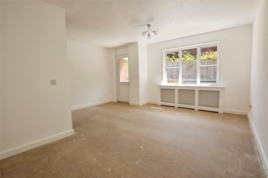 House in Plymouth, Devonport - View 2