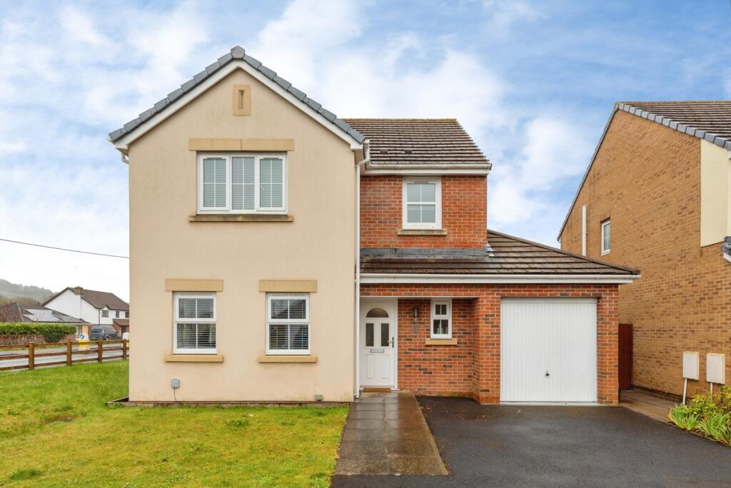 Main image of property: Cwrt Lando, Pembrey, Burry Port, Carmarthenshire, SA16