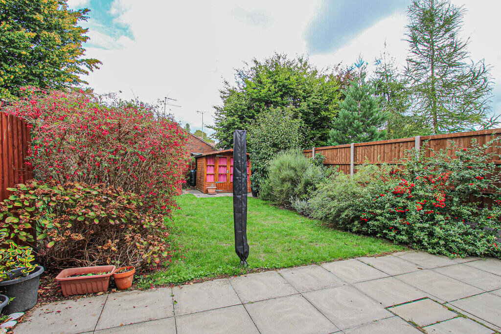 House in Finedon, North Northamptonshire - View 3
