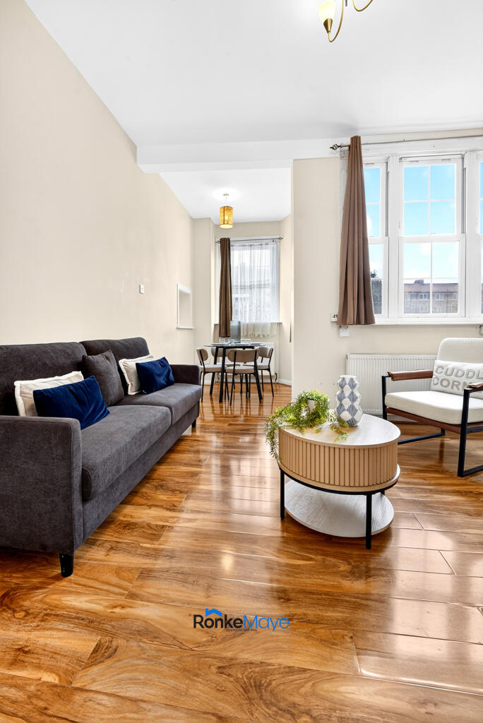 Apartment in London - View 3