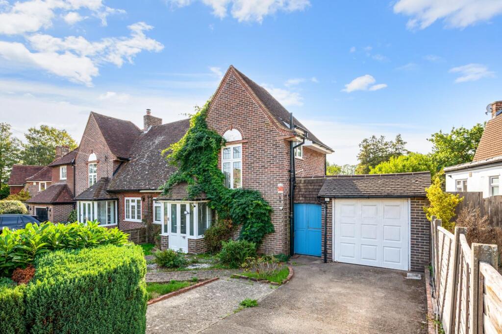 House in Kingston upon Thames