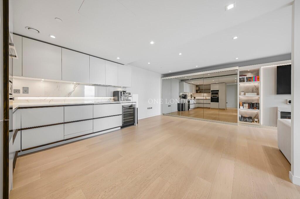 Apartment in London - View 2