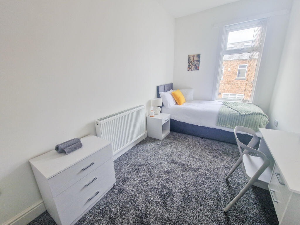 Main image of property: Market Street, Newton-le-Willows, WA12 9BS