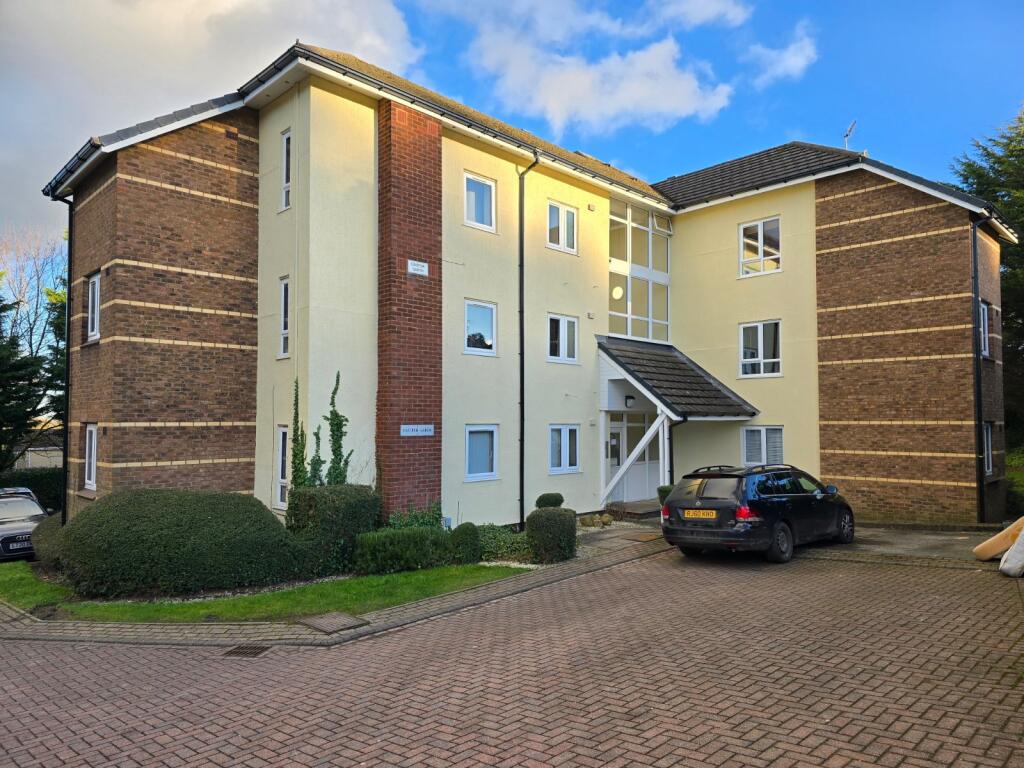 Main image of property: Caistor Garth, Rowantree Drive, Thorpe Edge, Bradford, BD10