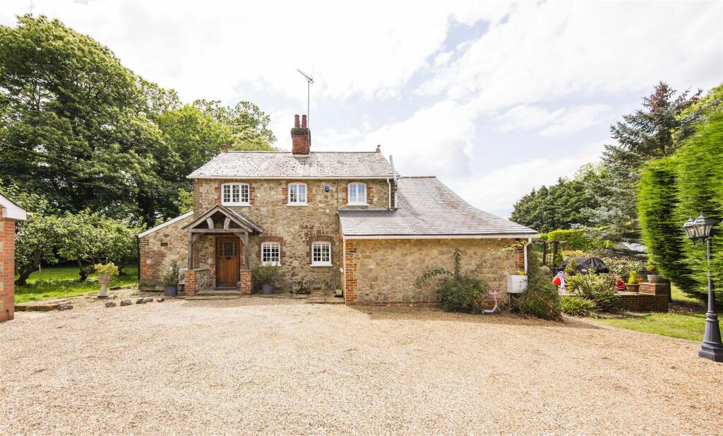 Main image of property: West Malling, Kent