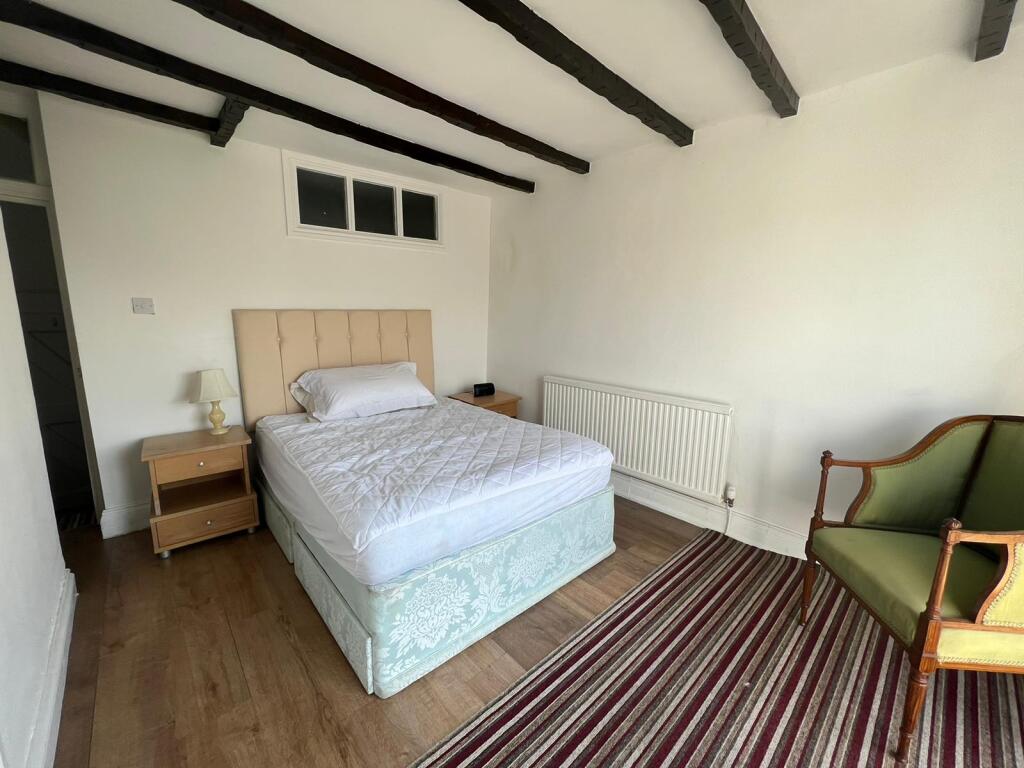 Apartment in Warrington - View 5