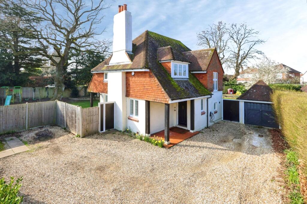 Main image of property: New Road, NORTHBOURNE, Bournemouth, Dorset, BH10