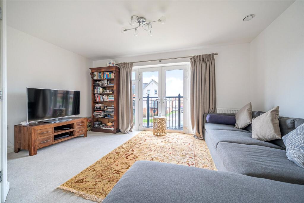 House in Wokingham - View 3