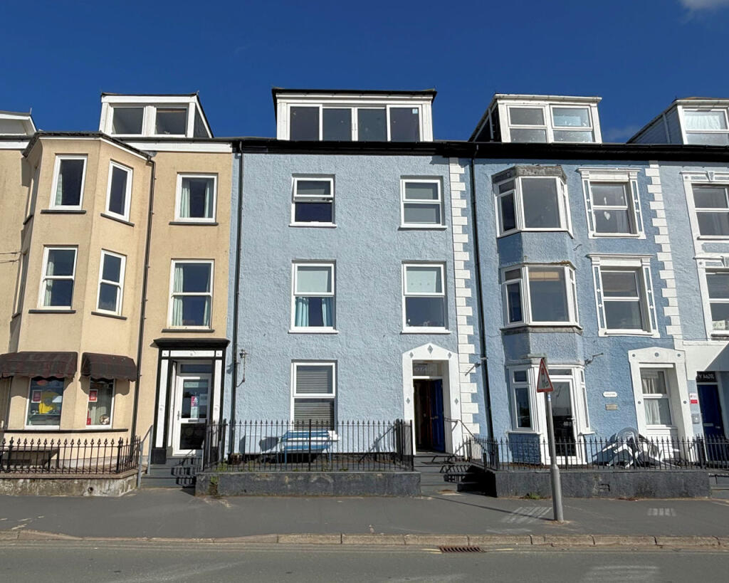Main image of property: Glandyfi Terrace, Aberdyfi, Gwynedd