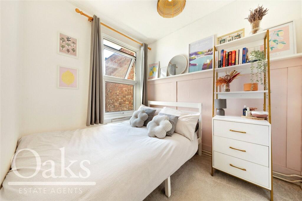 House in London - View 5