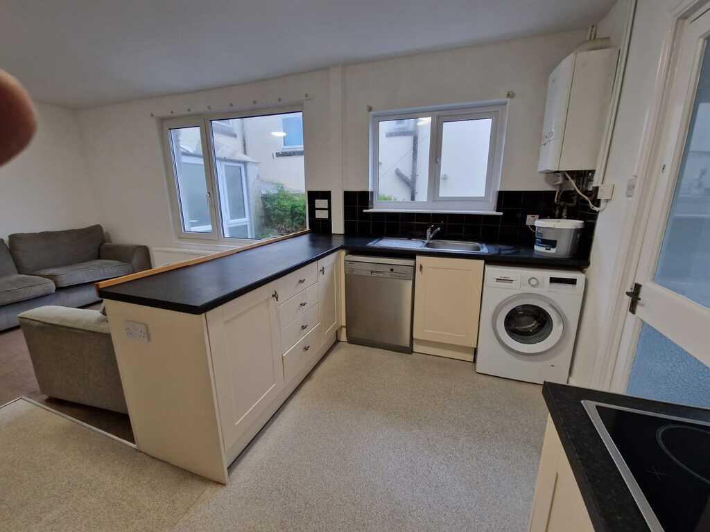 House in Plymouth, Mutley - View 4