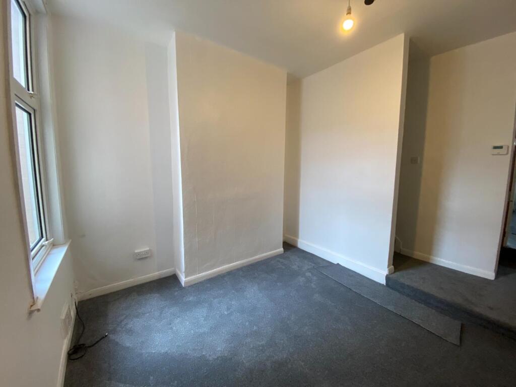 Widdrington Road, Coventry photo 3