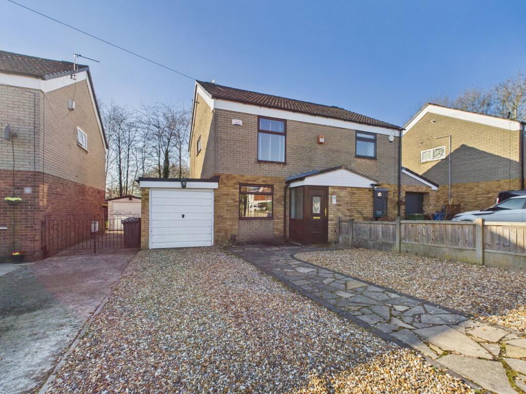 Main image of property: Glastonbury Road, Tyldesley, M29