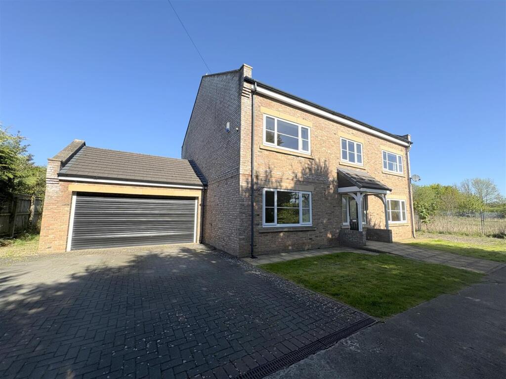 Main image of property: The Spinney, Middleton St. George, Darlington