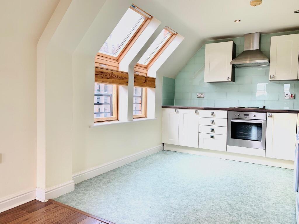 Apartment in Lincoln - View 3
