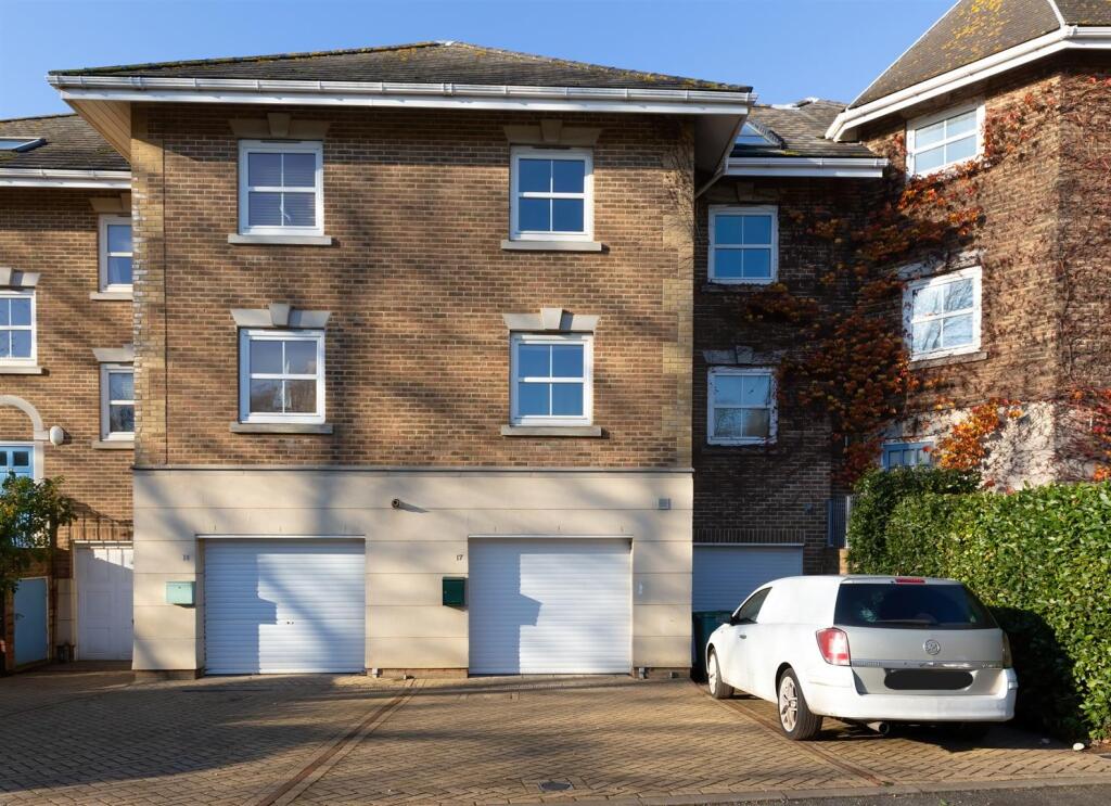 Main image of property: Bembridge, Isle of Wight