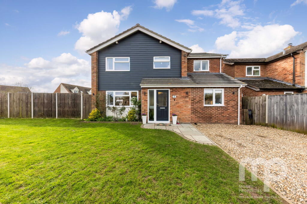Extended Family Home Robert Key Drive, Mattishall, Norfolk photo 2