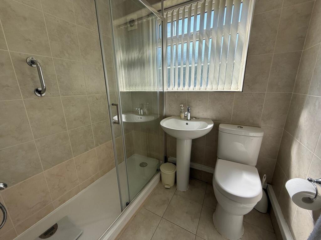 Chestnut Court, Shipley, BD18 photo 4
