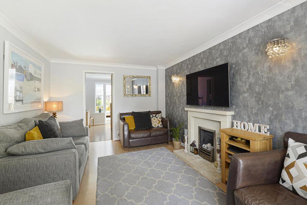 House in Kings Hill, West Malling, Kings Hill - View 5