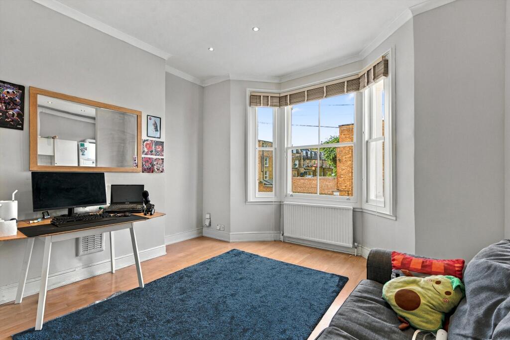 Apartment in London, Stoke Newington - View 4