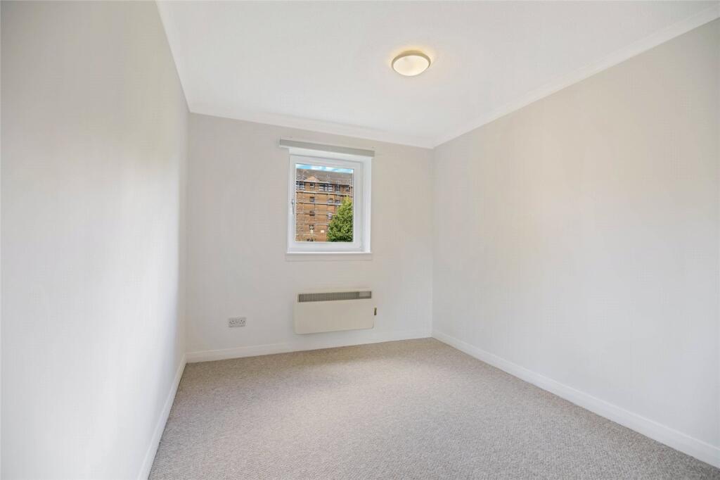 Apartment in Glasgow - More