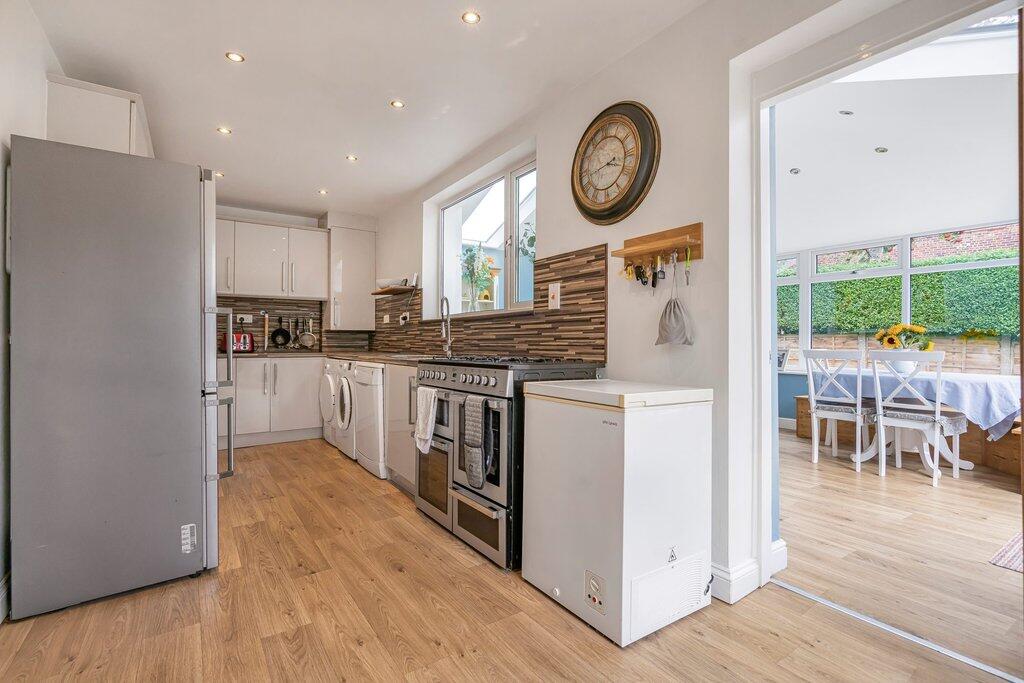 House in Macclesfield, Cheshire East - View 5