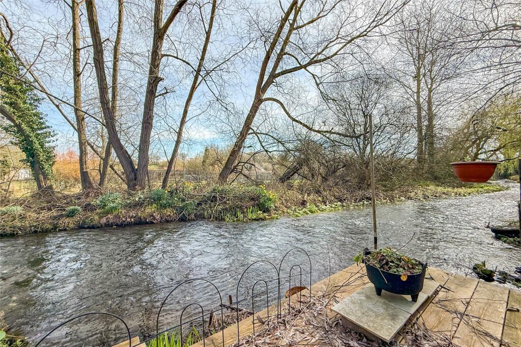 Additional image 21 of Park Street, St. Albans, Hertfordshire, AL2