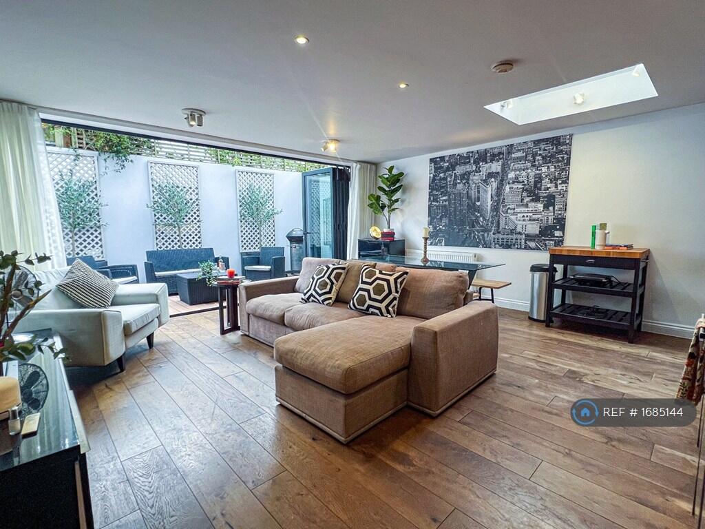 Main image of property: Tooting, London, SW17