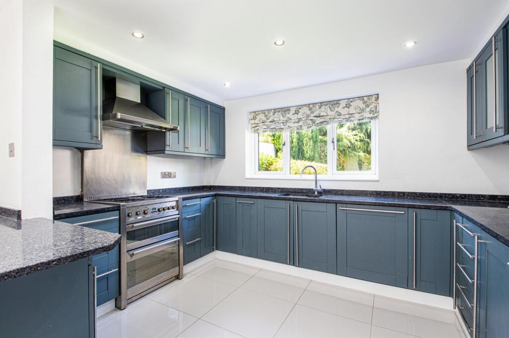 St. Wilfrids Court, Davenham, Northwich, CW9 photo 3