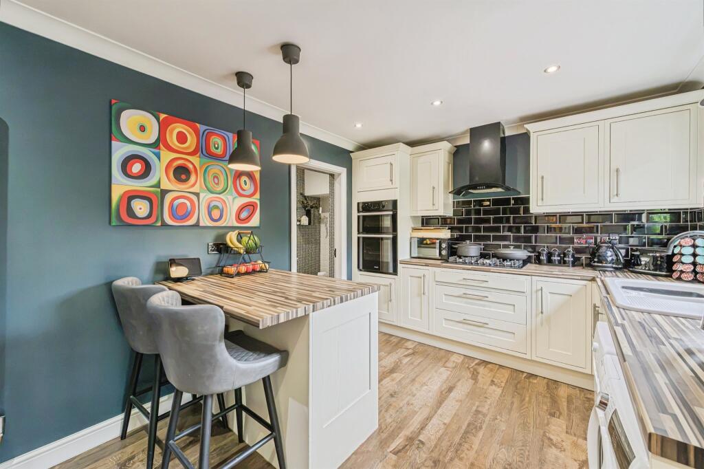 House in Tamworth, Staffordshire - View 4