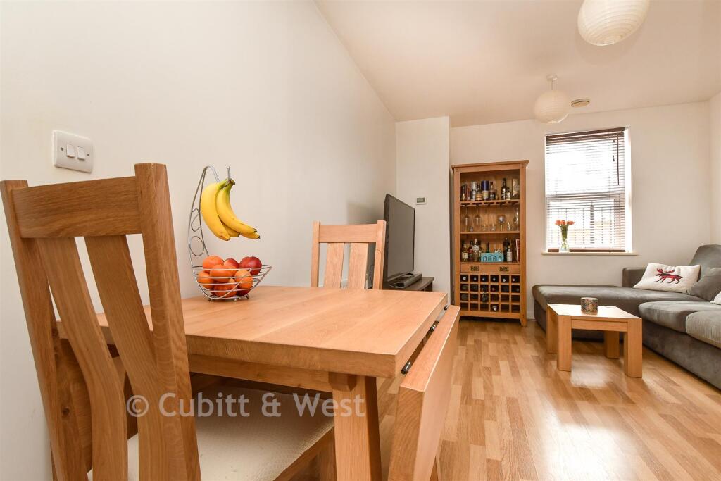 Croydon Road, Caterham, Surrey - View 5