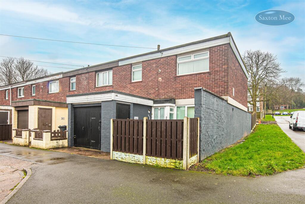 House in Sheffield, Winn Gardens, Wadsley