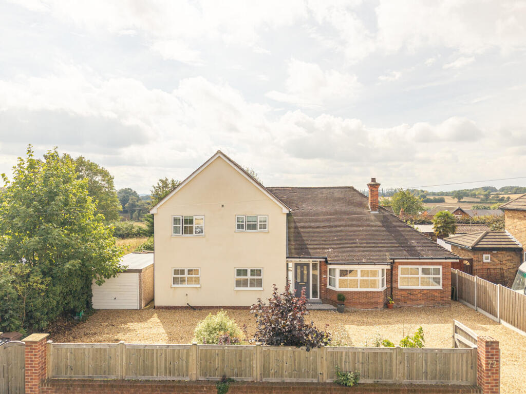 House in Leeds - View 2