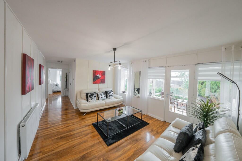 House in Sunderland, Albany - View 4