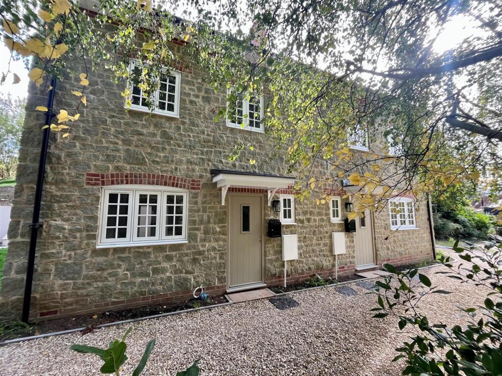 Main image of property: Fovant