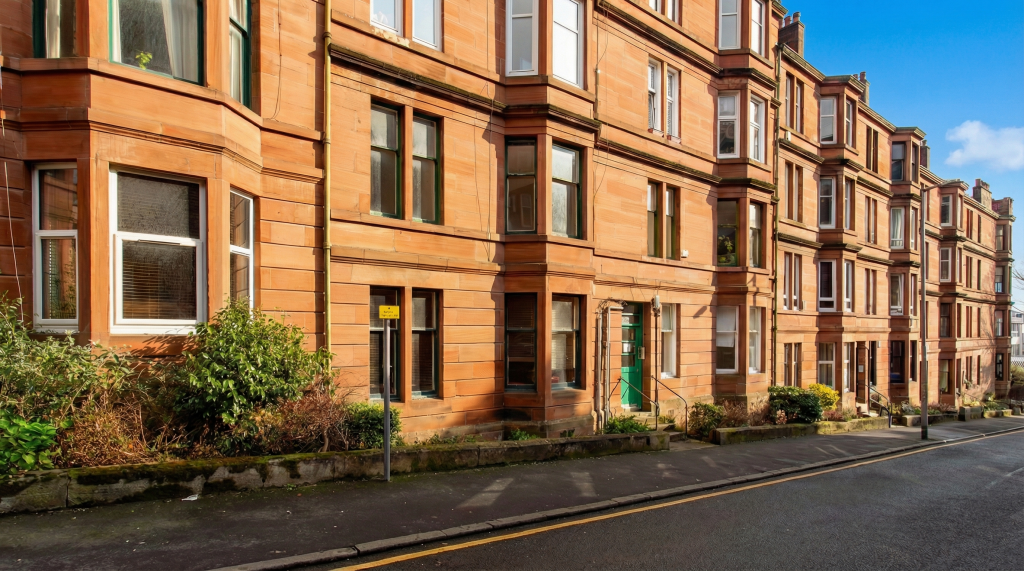Main image of property: Flat 4, 5, Townhead Terrace, Paisley, PA1 2AU