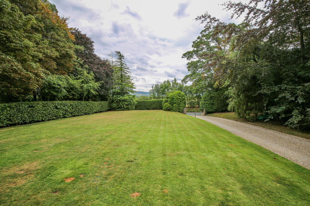 Belbrough Lane, Hutton Rudby, Yarm, TS15 0HY photo 3