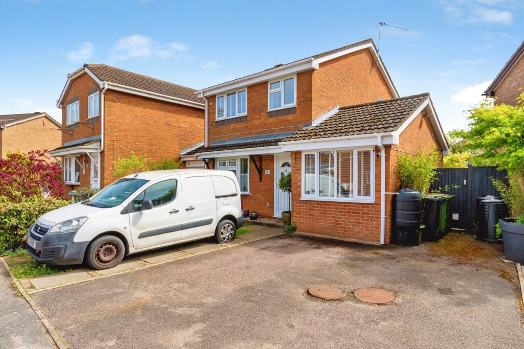 Main image of property: Downscroft Gardens, Hedge End, Southampton
