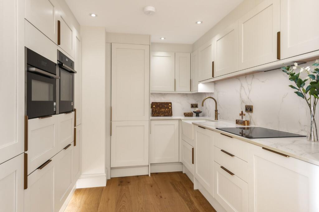 Apartment in London - View 5